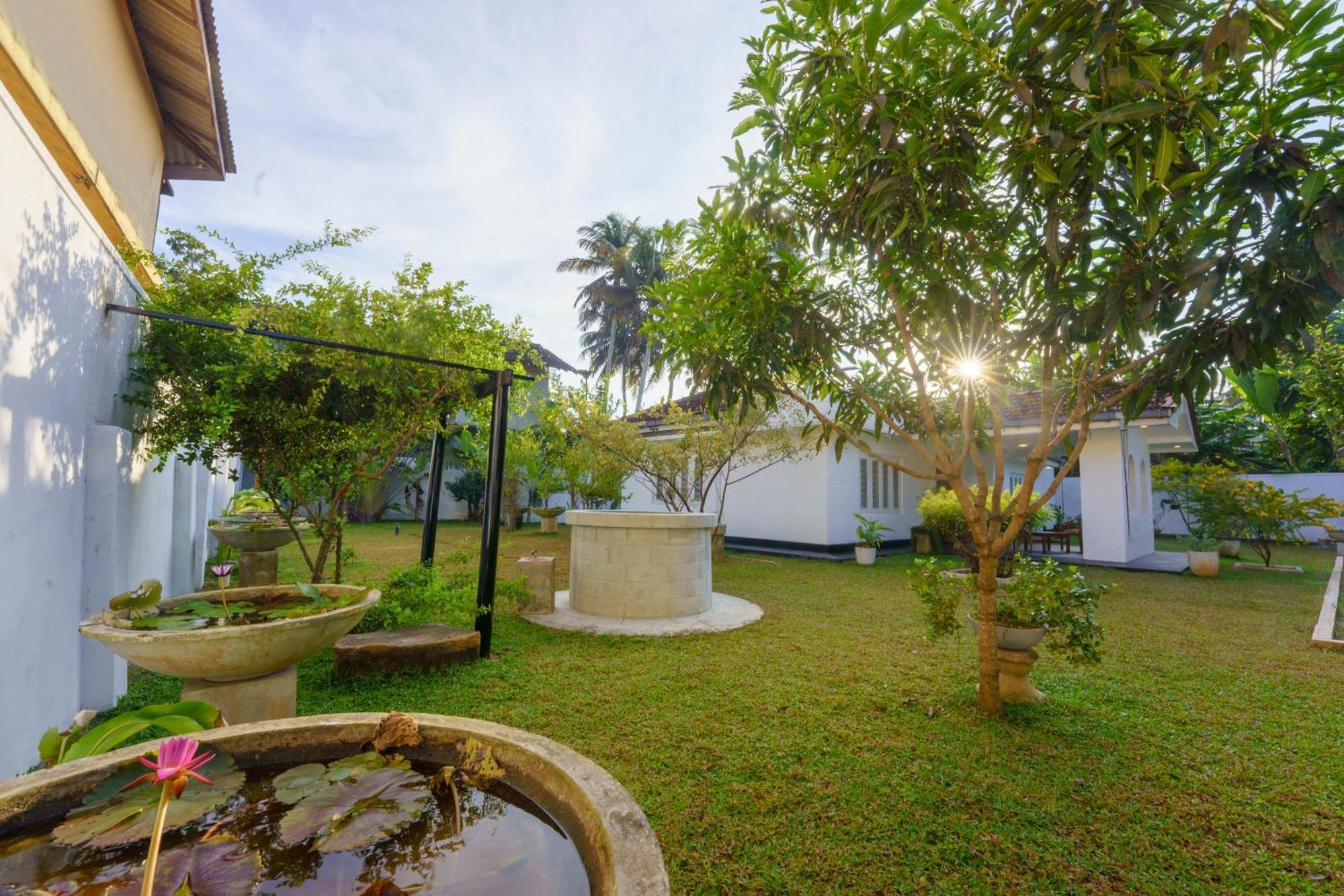 The Embrace Villa Матара Экстерьер фото